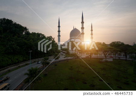 Salahuddin Abdul Aziz Shah Mosque, Malaysia. 46445733