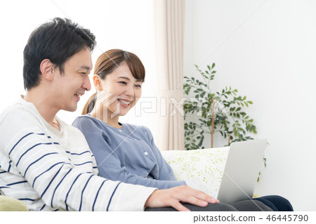 Couple couple 46445790