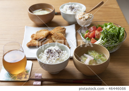 Fried salmon food Fried salmon food 46446086