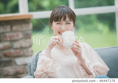 女生 女孩 女性 46447178
