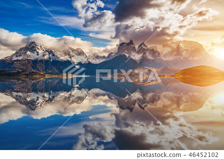 Majestic mountain landscape. National Park Torres del Paine, Chile. 46452102