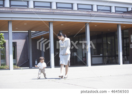 Working Mom Working Mom 46456503