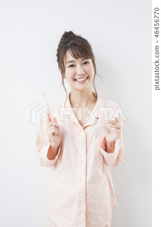 牙膏睡衣 牙膏睡衣 46456770