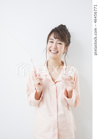 牙膏睡衣 牙膏睡衣 46456771