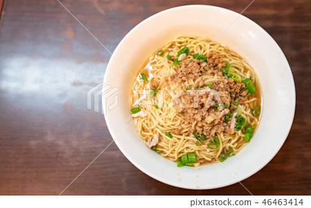 A bowl of dry noodles A bowl of dry noodles 46463414