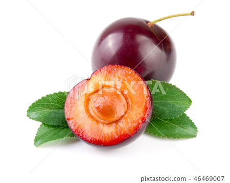 Purple plum end half with leaves isolated on white background 46469007