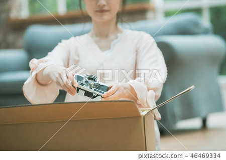 photocamera, female, lady 46469334