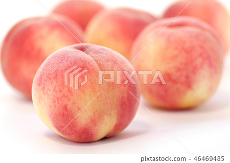 peach  46469485