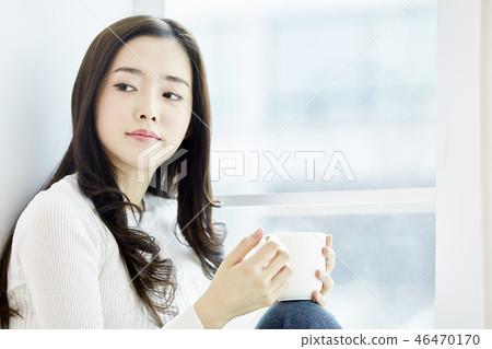 Young woman Young woman 46470170