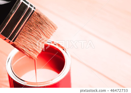 Half painted Living Coral wooden board 46472733