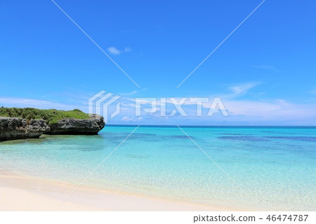 有藍天和藍色海的沖繩島Ikamama海島 46474787