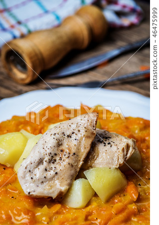 Steamed carrots with potatoes 46475999