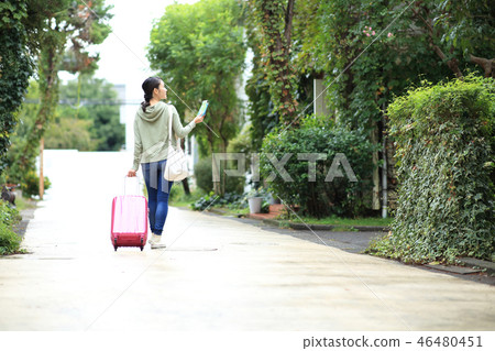 一個女人去旅行 一個女人去旅行 46480451