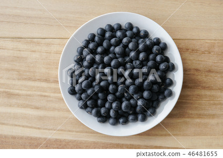 Tamba's black soybeans 46481655
