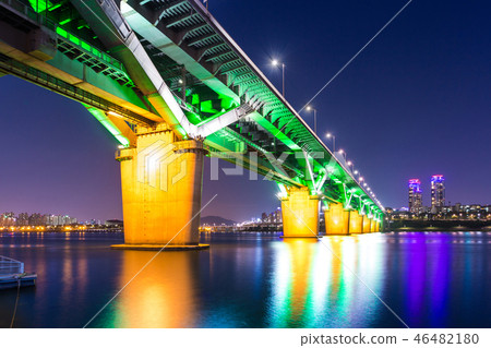 cheongsam bridge, han river bridge at night cheongsam bridge, han river bridge at night 46482180