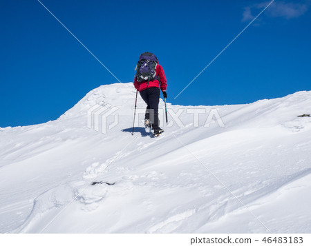 Nearing the summit of Beinn Dorain 46483183