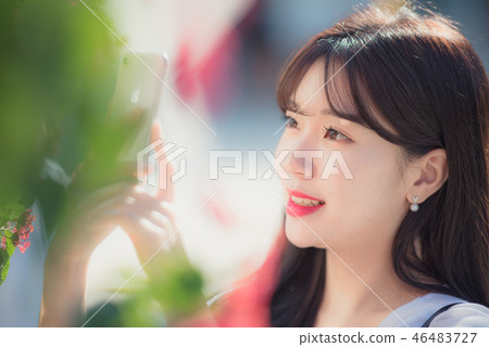 female woman college girl cute city romantic leisure 46483727