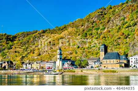 The Protestant and St. Johannes churches in Sankt Goarshausen, Germany The Protestant and St. Johannes churches in Sankt Goarshausen, Germany 46484035