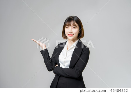 Business woman office worker woman woman 20s 30s career woman 46484832