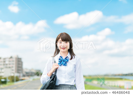 高中女孩高中學生學生微笑 46486048