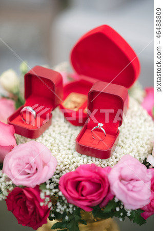 Traditional in Counting the dowry and ring Traditional in Counting the dowry and ring 46488809