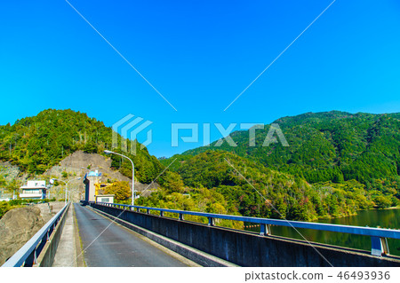 Autumn scenery of Igusa Dam [Saatsu Prefecture Karatsu City] 46493936