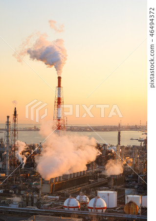 Industrial area of Yokkaichi 46494372