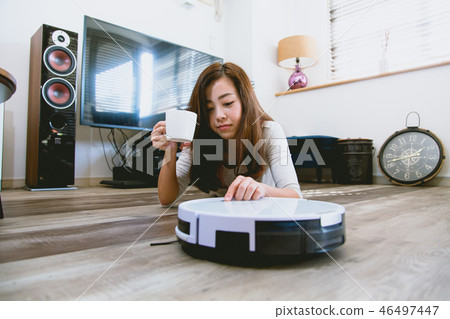 Cleaning robot woman (life style) Cleaning robot woman (life style) 46497447