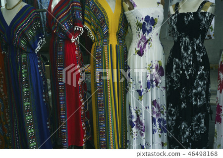 Women's clothing 46498168