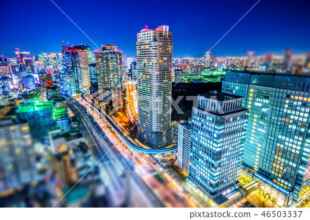 tokyo city night view & highway with tilt shift 46503337