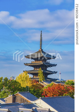 Kyoto: Autumn Yasaka Pagoda (Hokanji Temple) 46506412