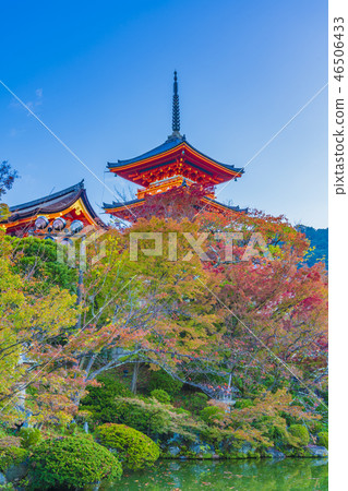 清水寺三重塔，京都秋天 46506433