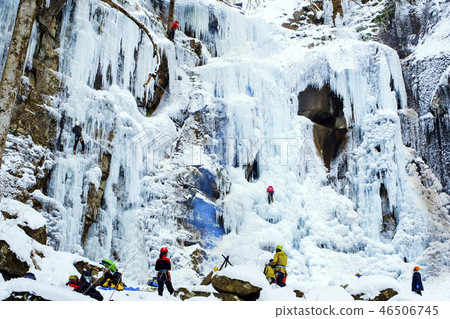 Climb the iceberg 2018-1 46506745