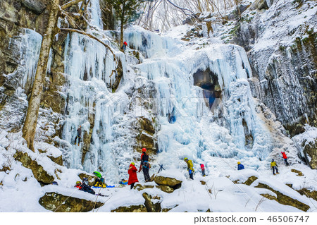 爬上2018-3的冰山 46506747