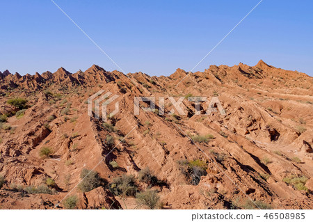 Folding and natural hexagonal column of the mountains, canyon of Cuesta Del Viento, Rodeo, San Juan Folding and natural hexagonal column of the mountains, canyon of Cuesta Del Viento, Rodeo, San Juan 46508985