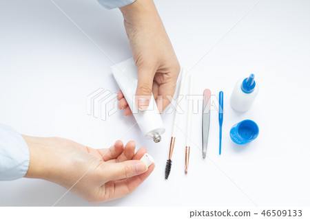 Tools for eyebrow dyeing Tools for eyebrow dyeing 46509133