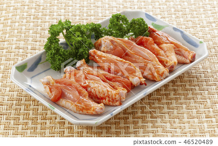 經驗豐富的雞翅 46520489