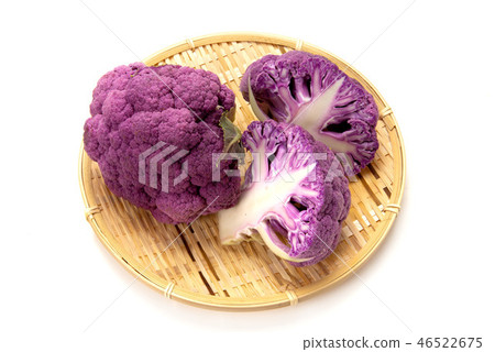 Purple cauliflower Purple cauliflower 46522675