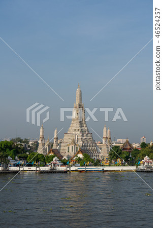 黎明寺寺廟在曼谷，泰國垂直的構成 46524257