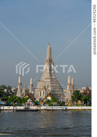 黎明寺寺廟在曼谷,泰國 黎明寺寺廟在曼谷,泰國 46524266