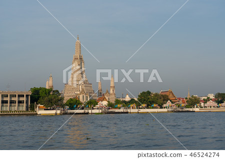 黎明寺寺廟在曼谷,泰國 黎明寺寺廟在曼谷,泰國 46524274
