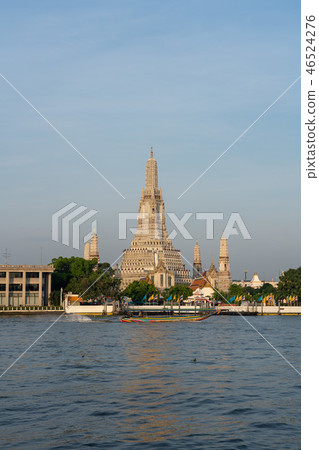 黎明寺寺廟在曼谷,泰國 黎明寺寺廟在曼谷,泰國 46524276