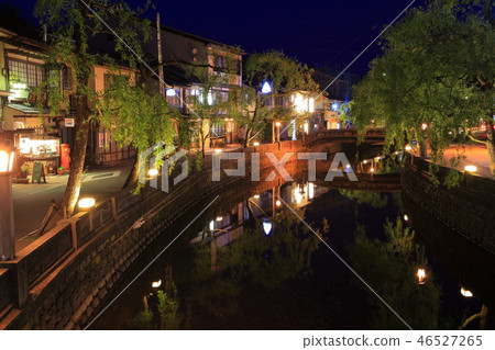 Kinosaki Onsen night view Kinosaki Onsen night view 46527265