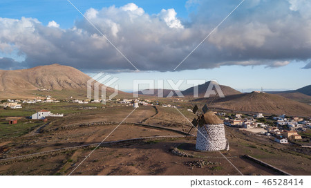 aerial view of windmill. aerial view of windmill. 46528414