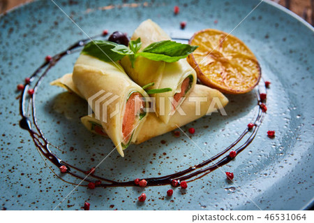 Crepes with smoked salmon Crepes with smoked salmon 46531064