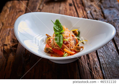 Glass noodles with mushrooms and vegetables.  46531110