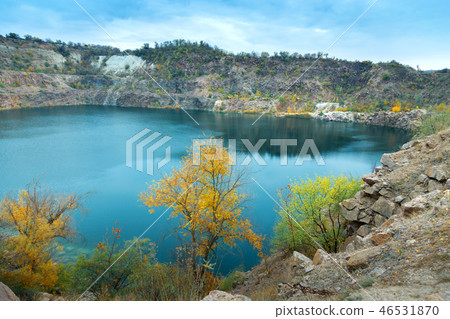 great radon blue lake 46531870