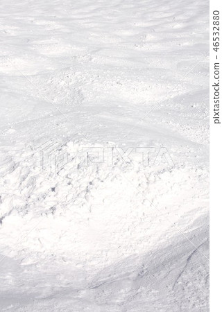 Cobb slope slopes of the ski resort of Hakuba village in Nagano Prefecture illuminated by sunlight in winter 46532880