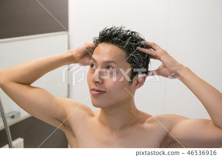 Shampoo Men Hair Wash Bathroom Shampoo Men Hair Wash Bathroom 46536916