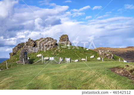 The ruins of Duntulm Castle, Isle of Skye - Scotland The ruins of Duntulm Castle, Isle of Skye - Scotland 46542512